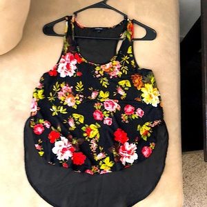Sexy Sleeveless Flowery Top